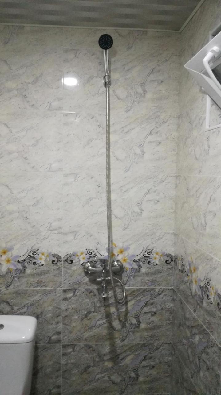 ホテル Zukas Hause アハルツィヘ エクステリア 写真